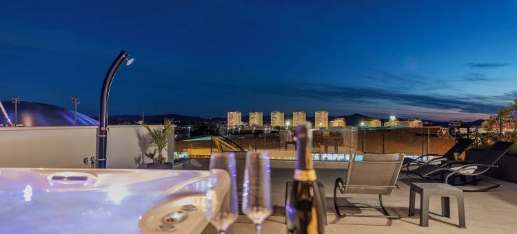 玛布鲁兹华丽套房酒店(Luxury Majpruz Suites)图片