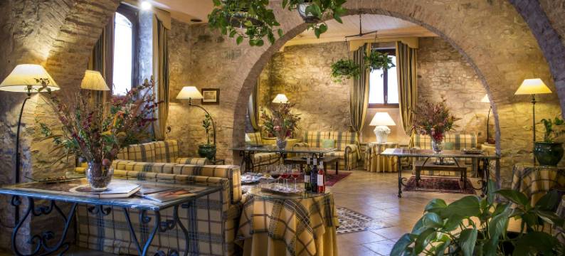 黎莱斯圣塔阿纳斯塔西娅酒店(Relais Abbazia Santa Anastasia Resort & Winery)图片