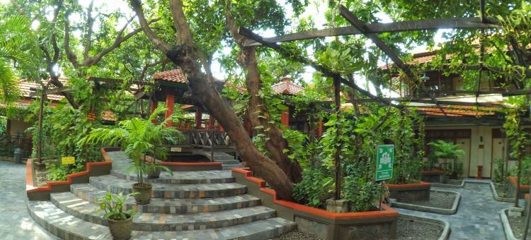 格列希克 1 号撒普塔纳瓦度假村(Sapta Nawa Resort 1 Gresik)图片