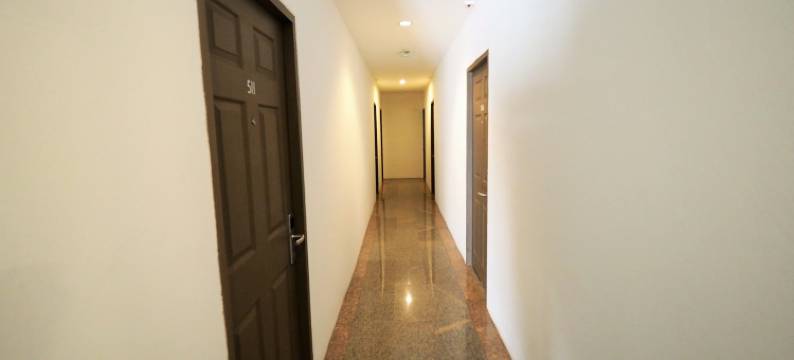 是隆普拉酒店(Pula Silom)图片