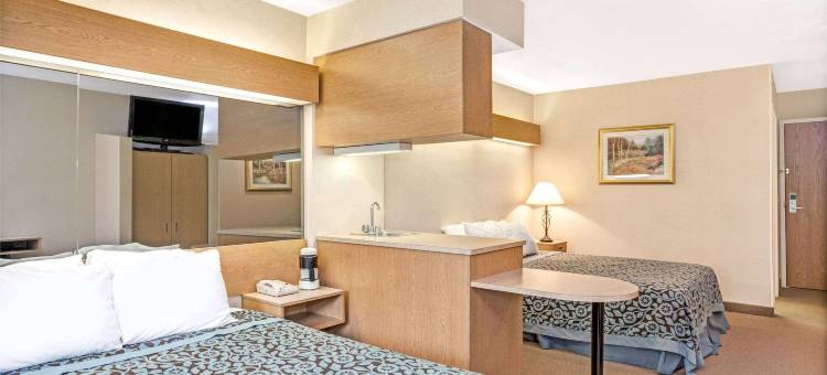 斯特布里奇温德姆戴斯酒店(Days Inn by Wyndham Sturbridge)图片