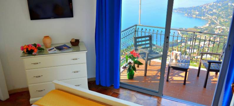 拉莱塞瓦迪卡斯特尔达皮奥 - 查姆&瑞莱克斯酒店(La Riserva di Castel d'Appio- Charme & Relax)图片