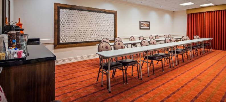 休斯顿贝斯特韦斯特优质套房酒店(Best Western Plus Hudson Hotel  Suites)图片