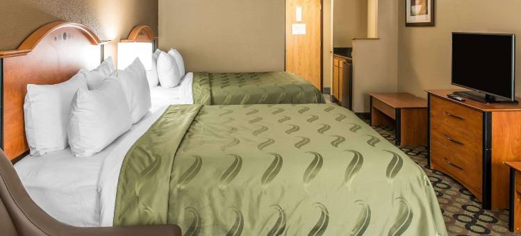 哥伦布西希利亚德凯艺套房酒店(Quality Inn & Suites Columbus West - Hilliard)图片