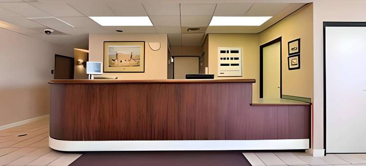 伊克诺小屋套房酒店(Econo Lodge Inn & Suites)图片