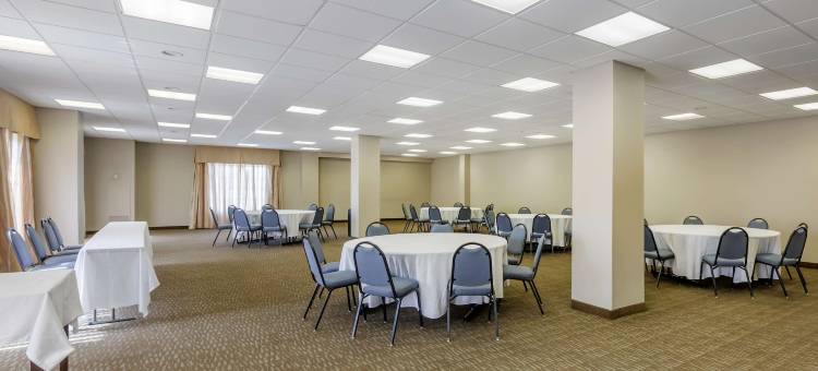 那不勒斯广场贝斯特韦斯特酒店(Best Western Naples Plaza Hotel)图片