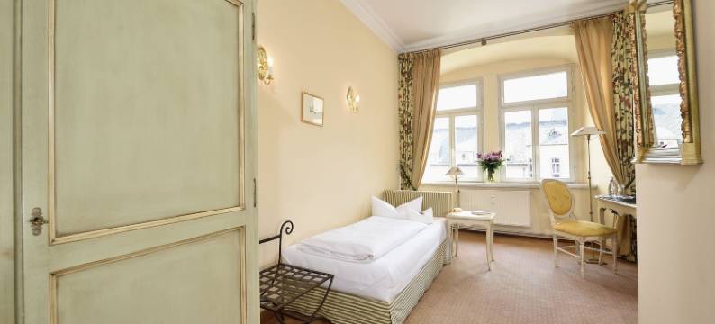 格拉夫·冯·曼​​斯费尔德酒店(Hotel Graf von Mansfeld)图片