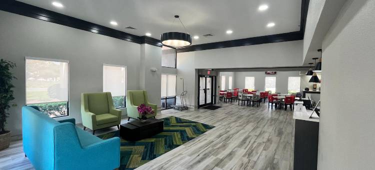 机场大道I-65凯艺套房酒店(Quality Inn & Suites at Airport Blvd I-65)图片