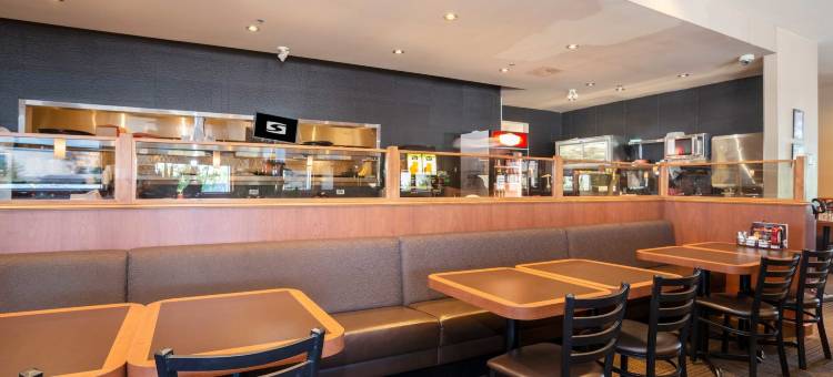 奥克维尔桑德曼酒店(Sandman Hotel Oakville)图片