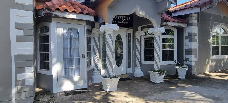 休闲复式在Csompo银庄园(Leisure Duplex at Csompo Silver Manor)图片