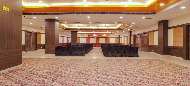 海芬格兰德酒店(Hyphen Grand Hotel)图片