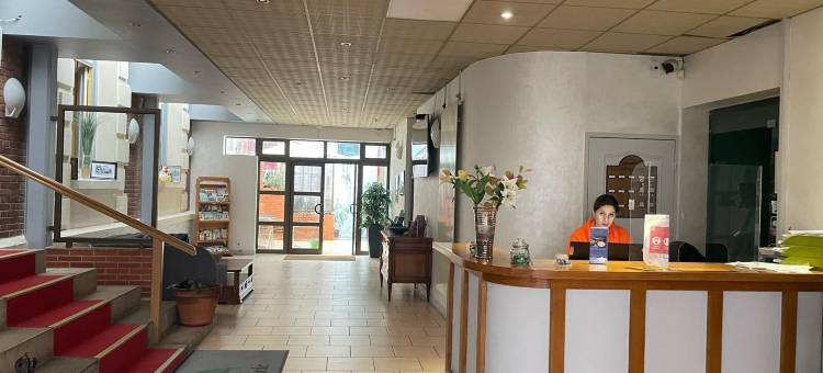 博西特拉普拉德餐厅酒店(Hôtel le Beau Site la Poularde Restaurant)图片