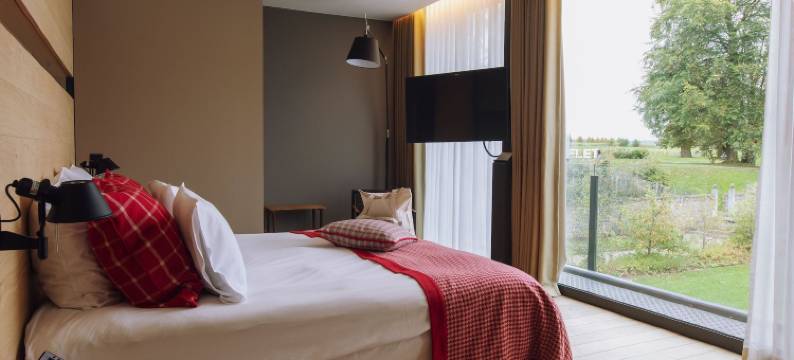 瓦尔之地庄园(Domaine des Terres du Val)图片