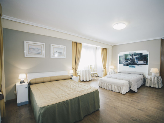 加维拉涅斯旅馆II