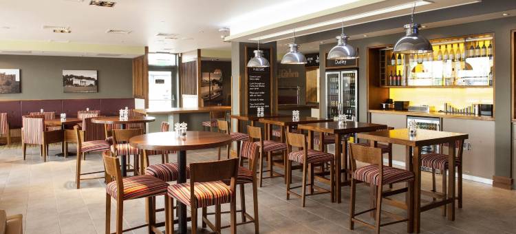 杜德利镇中心酒店(Premier Inn Dudley Town Centre)图片