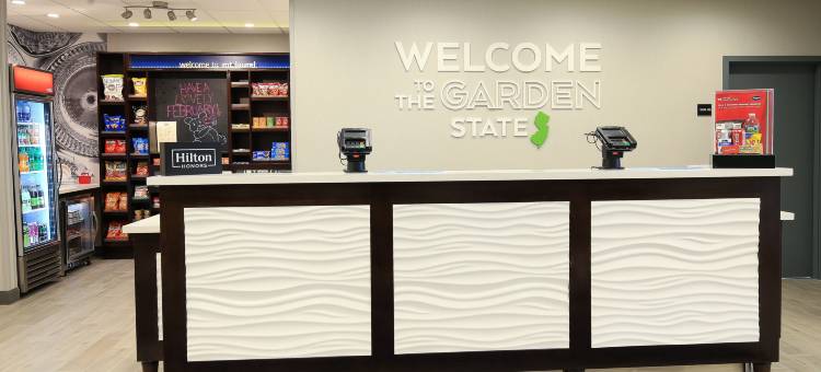 芒特劳雷尔-莫里斯敦欢朋套房酒店(Hampton Inn & Suites Mount Laurel/Moorestown)图片