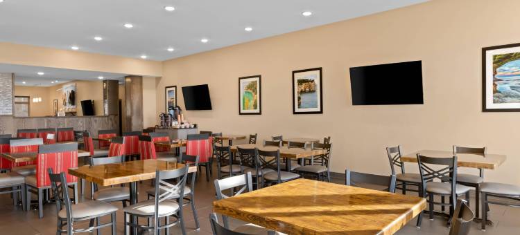 的因特拉克湖前舒适酒店(Comfort Inn & Suites Munising-Lakefront)图片