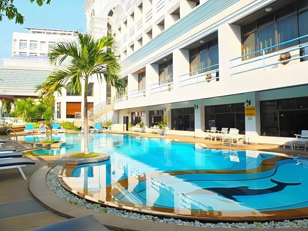 The Camelot Hotel Pattaya Over view