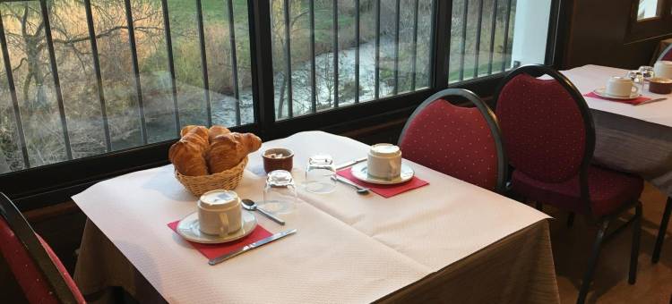 马斯勒沙特莱餐厅酒店(Hôtel Restaurant Mas le Châtelet)图片