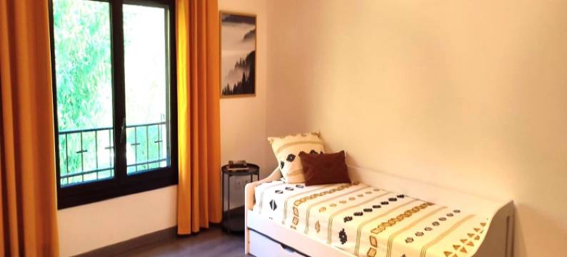 Villa in Bruniquel by Aveyron River图片