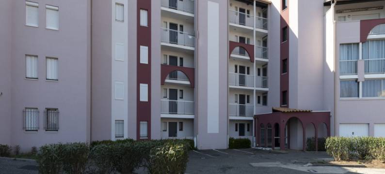 Apartment in Agde near Sandy Beach图片