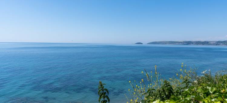 Chic Coastal Retreat in Downderry with Sea Views图片