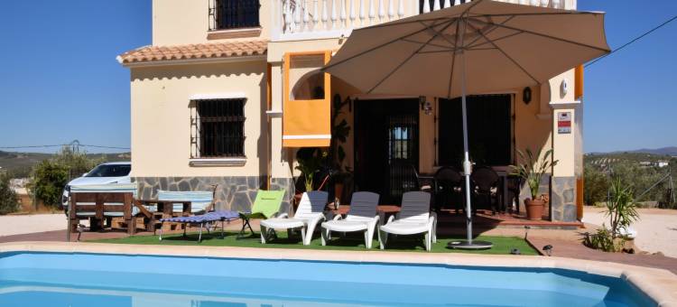 Villa in Villanueva del Trabuco with Jacuzzi图片