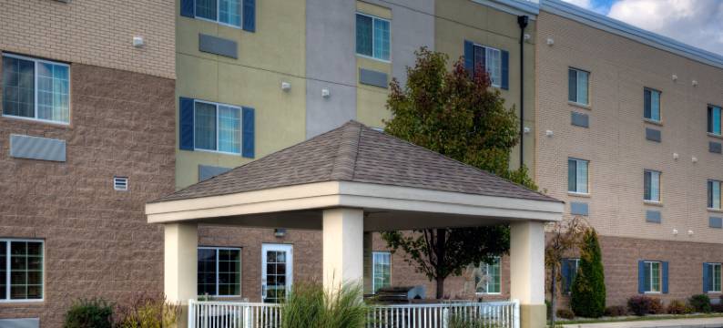 Candlewood Suites 佩里斯堡(Candlewood Suites PERRYSBURG by IHG)图片