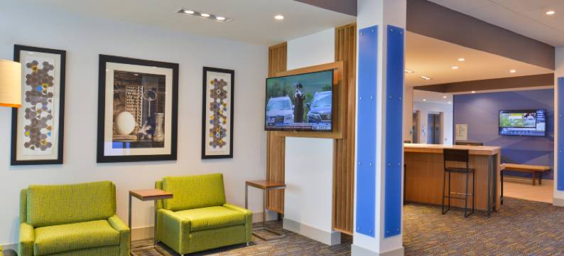 奥马哈机场智选假日套房酒店(Holiday Inn Express & Suites OMAHA AIRPORT by IHG)图片