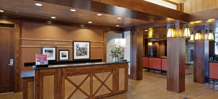 普莱西德湖欢朋套房酒店(Hampton Inn & Suites Lake Placid)图片
