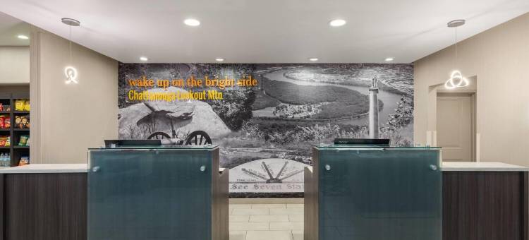 查塔努加瞭望山拉昆塔温德姆套房酒店(La Quinta Inn & Suites by Wyndham Chattanooga - Lookout Mtn)图片