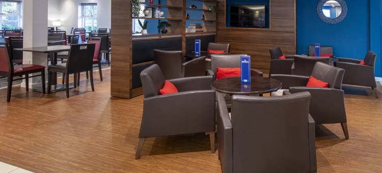 伯明翰奥尔德伯里智选假日酒店(Holiday Inn Express Birmingham - Oldbury)图片