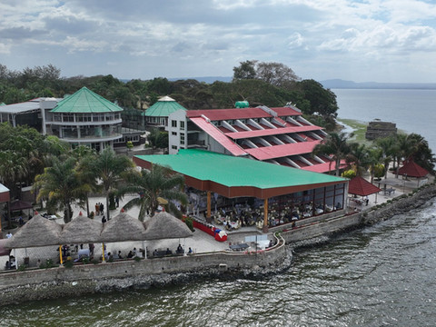 里威度假村及水疗中心