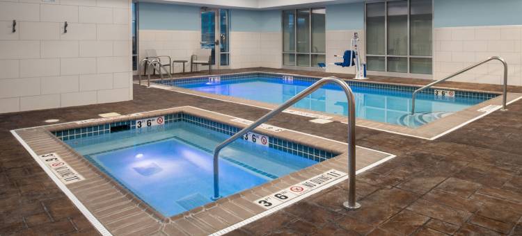 智选假日套房酒店特雷霍特(Holiday Inn Express & Suites TERRE HAUTE by IHG)图片