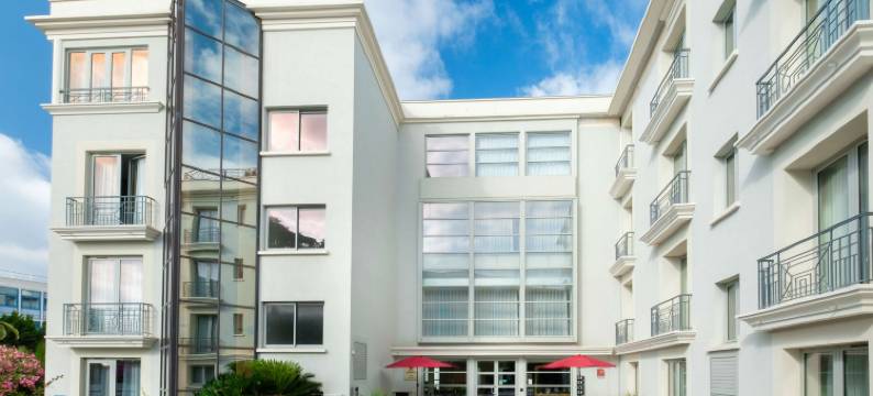 安提伯朱安雷宾贝斯特韦斯特酒店(Best Western Hotel Journel Antibes-Juan-Les-Pins)图片