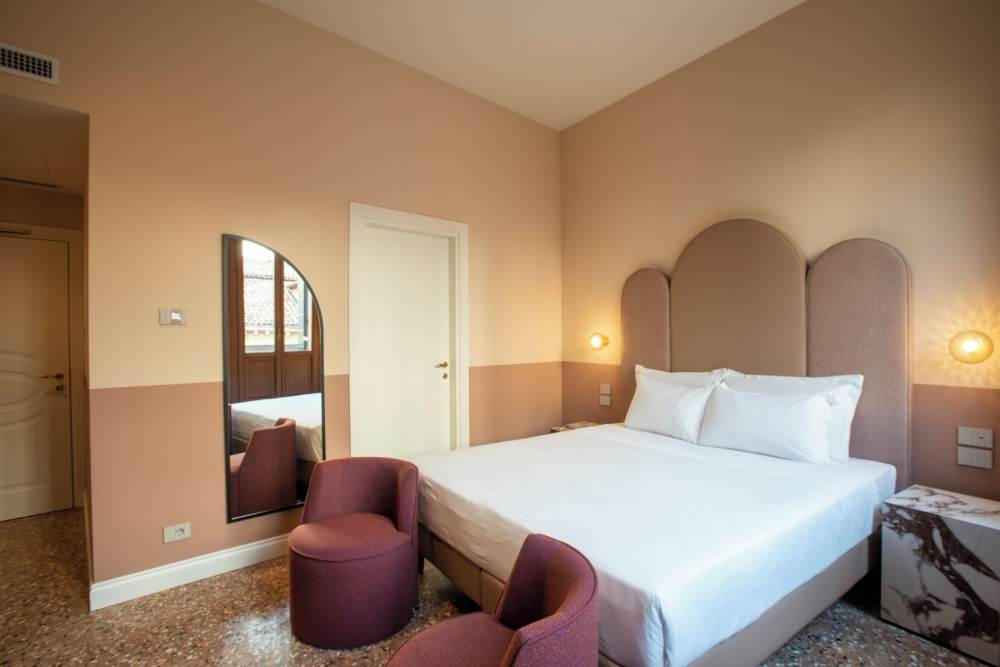 Hotel de l'AlboroOver view