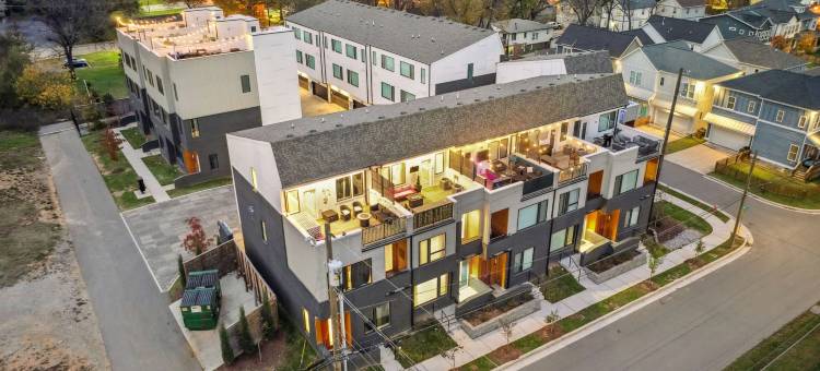 靠近市中心的带屋顶游戏室的私人住宅(Private Home w Rooftop Game Room Near Downtown)图片
