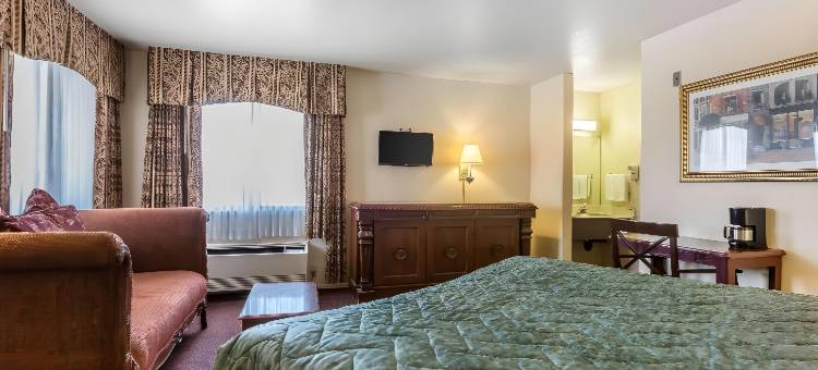 魔山地区罗德威旅馆(Rodeway Inn Magic Mountain Area)图片