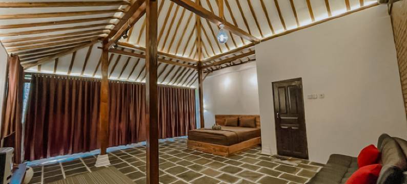 卡马尔塔姆皮云干别墅(Villa Kamar Tamu Piyungan)图片