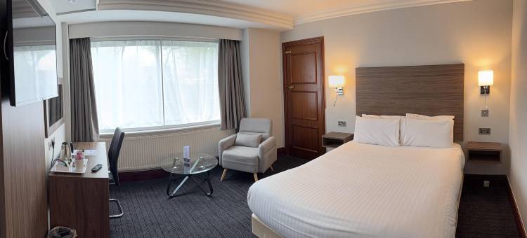 贝斯特韦斯特普拉斯犁 & 耙酒店(Best Western Plough  Harrow Hotel)图片