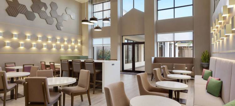 希尔顿欢朋套房酒店-休斯顿-赛普里斯站(Hampton Inn & Suites Houston-Cypress Station)图片