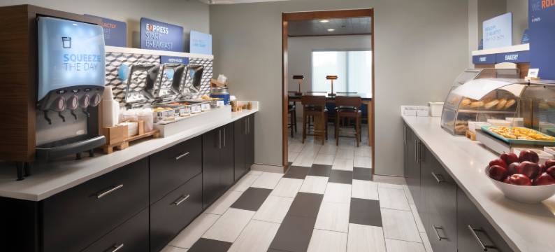 智选假日套房酒店奥利夫布兰奇(Holiday Inn Express & Suites OLIVE BRANCH by IHG)图片