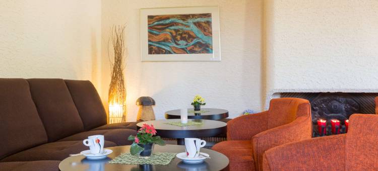 圣朱利安昂热内瓦原生酒店(The Originals City, Hôtel Rey du Mont Sion, Saint-Julien-en-Genevois Sud)图片