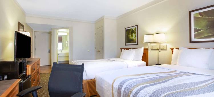 奥斯汀国会大厦市中心拉昆塔温德姆酒店(La Quinta Inn by Wyndham Austin Capitol / Downtown)图片