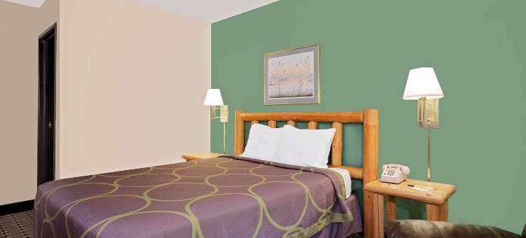 克洛凯速8酒店(Super 8 by Wyndham Cloquet)图片