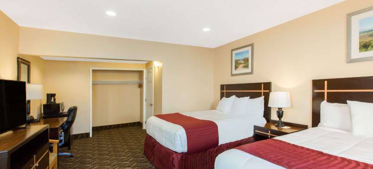 红木城戴斯酒店(Days Inn by Wyndham Redwood City)图片