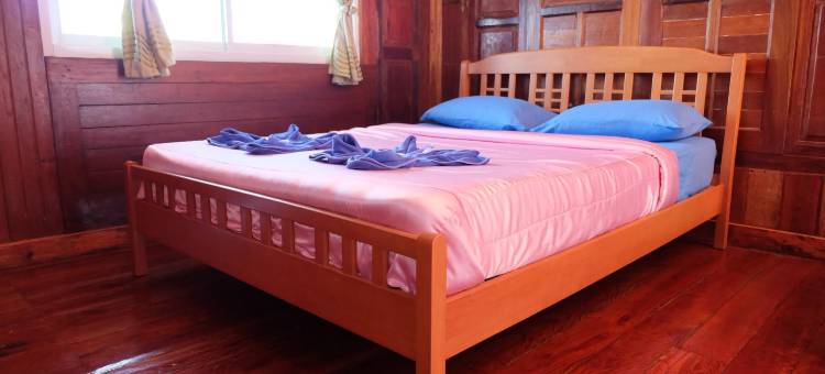 斯皮特萨伍度假村(Sripitsanu Bungalows)图片