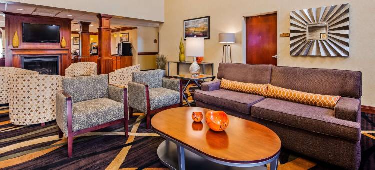 草莓贝斯特韦斯特优质套房酒店(Best Western Plus Strawberry Inn  Suites)图片