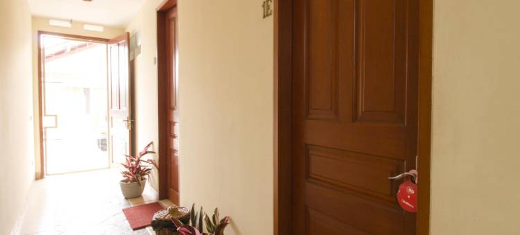 红多兹Plus酒店-近万隆天主教大学(RedDoorz Plus near Parahyangan University)图片