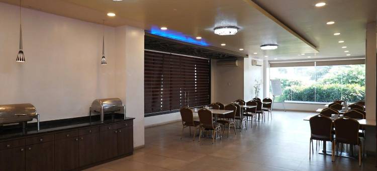 纸牌酒店(Hotel Solitaire)图片